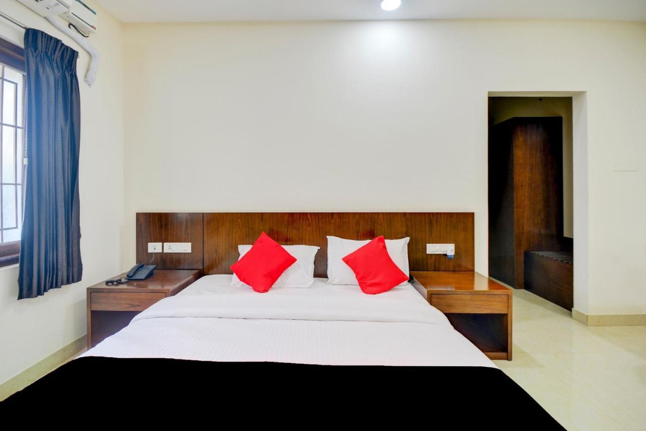 Mayfair Service Apartments Coimbatore Bagian luar foto
