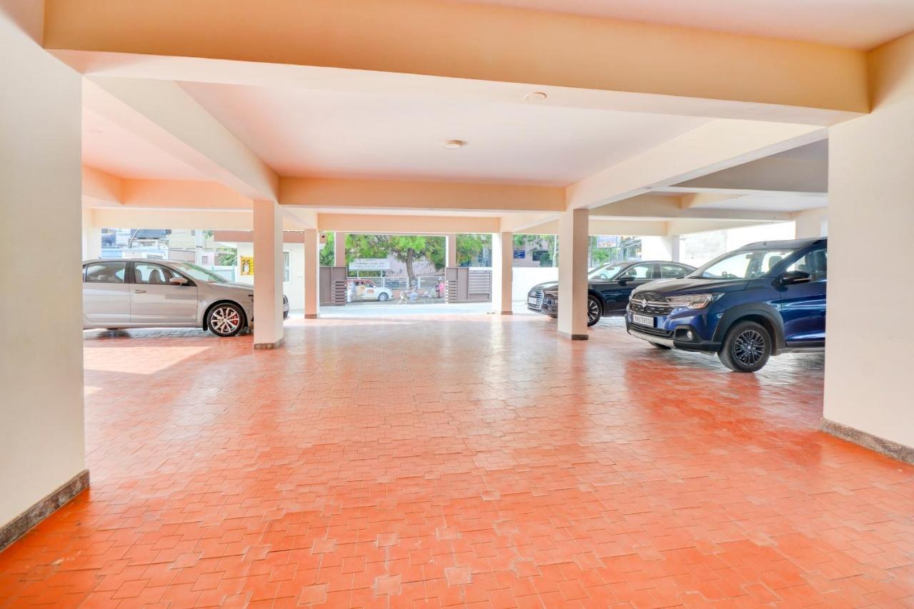 Mayfair Service Apartments Coimbatore Bagian luar foto