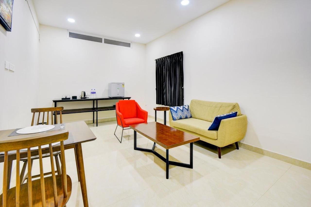 Mayfair Service Apartments Coimbatore Bagian luar foto