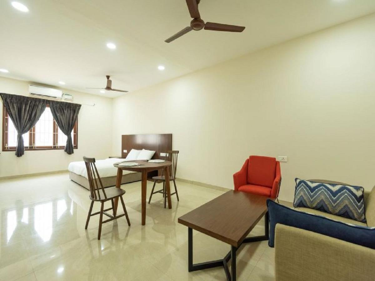 Mayfair Service Apartments Coimbatore Bagian luar foto